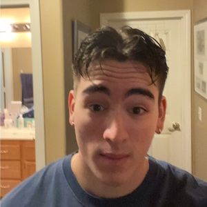 Meet your Posher, Logan